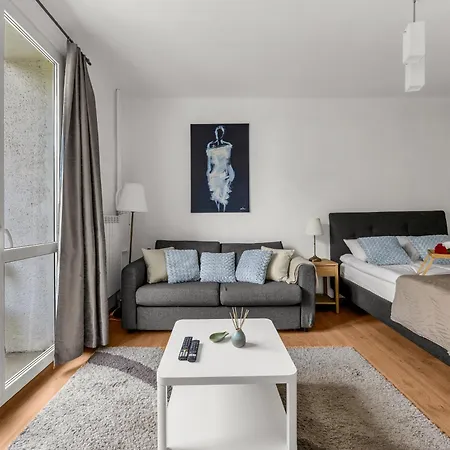 Ochota - Balcony - By Rentujemy Varsovia