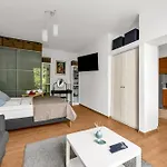 Appartement Ochota - Balcony - By Rentujemy Warschau